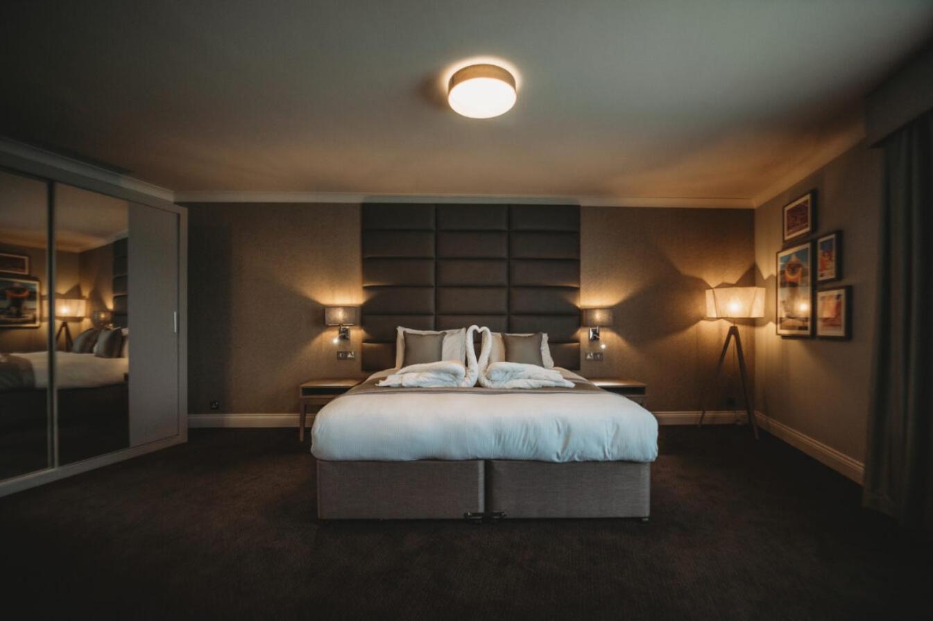 The Essex Golf & Country Club Hotel Coggeshall Buitenkant foto