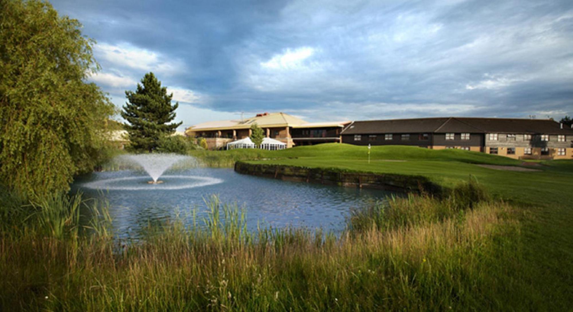 The Essex Golf & Country Club Hotel Coggeshall Buitenkant foto